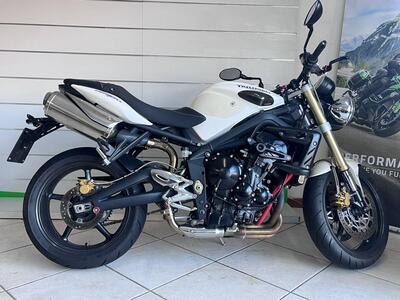 Triumph Street Triple (2007 - 12) usata