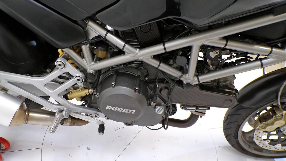 Ducati Monster 620 Dark (2003 - 06) (8)