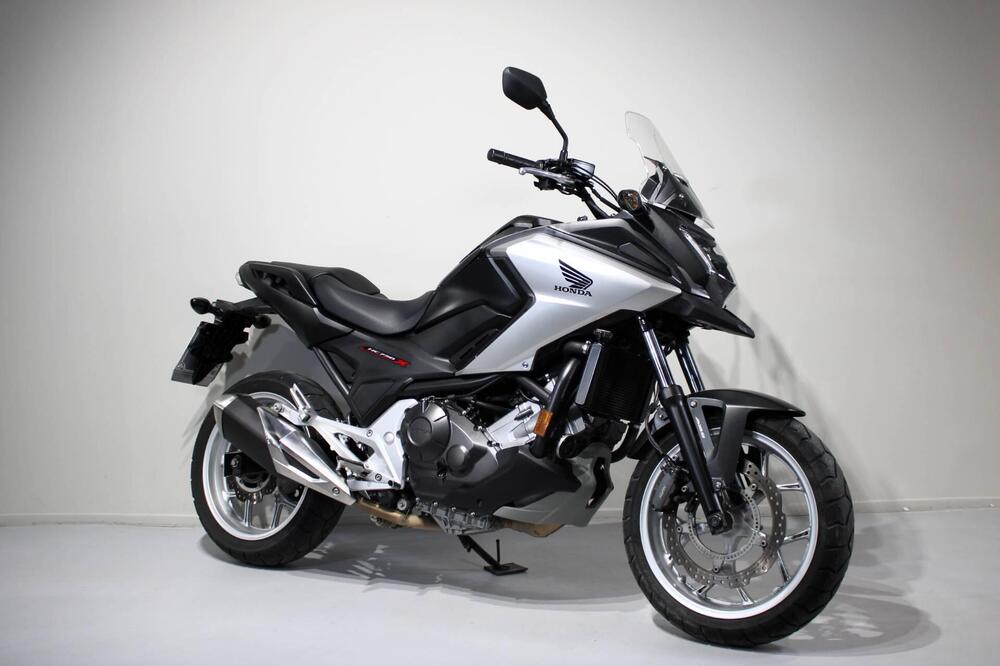 Honda NC 750 X ABS (2016 -17) (2)