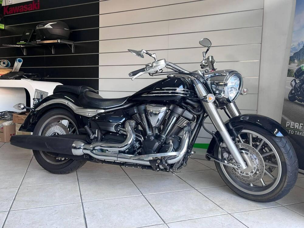 Yamaha XVS 1900 Midnight Star (2006 - 16) (2)