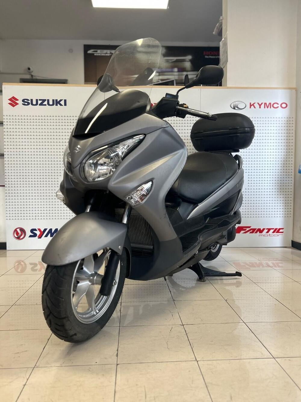 Suzuki Burgman UH 200 (2014 - 15) (2)