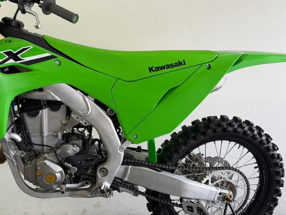 Kawasaki KX 450 (2024) (4)