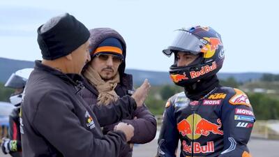 MotoGP 2026. Jorge Lorenzo e la vita da coach: &ldquo;Mio padre cura i fondamentali, io so cosa serve in MotoGP: per Maverick &egrave; la combinazione perfetta&rdquo; [VIDEO]