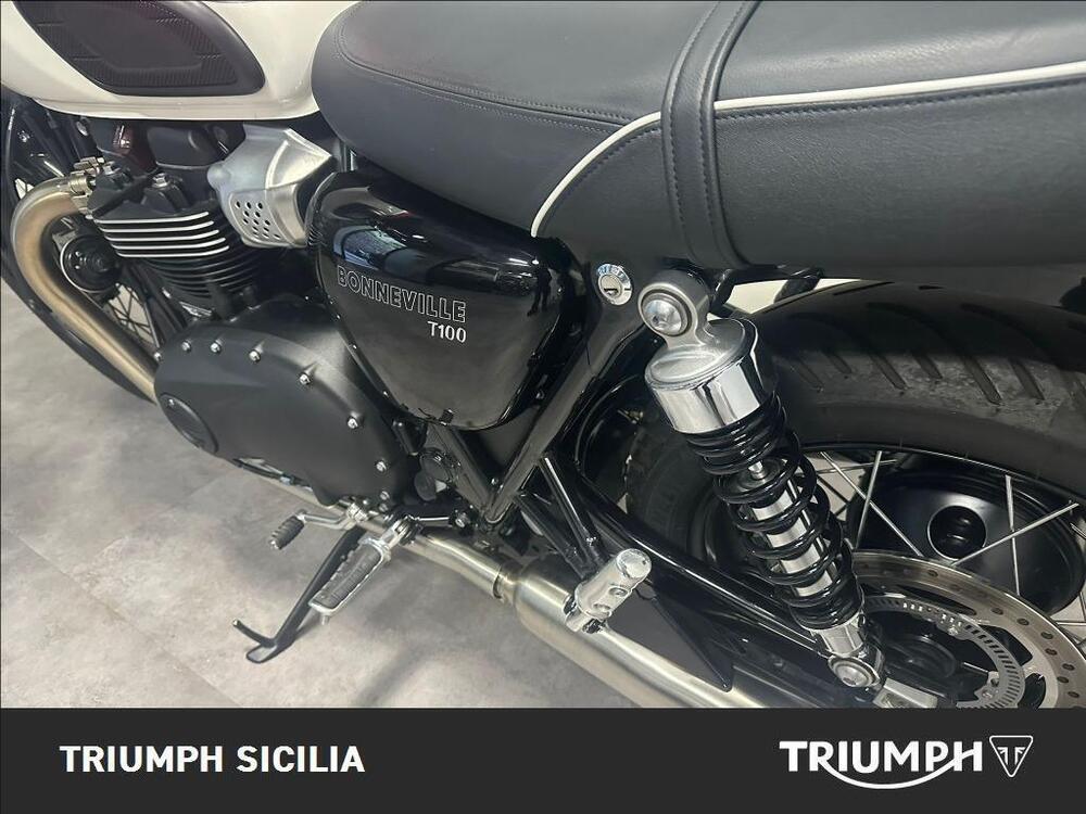 Triumph Bonneville T100 (2021 - 25) (9)