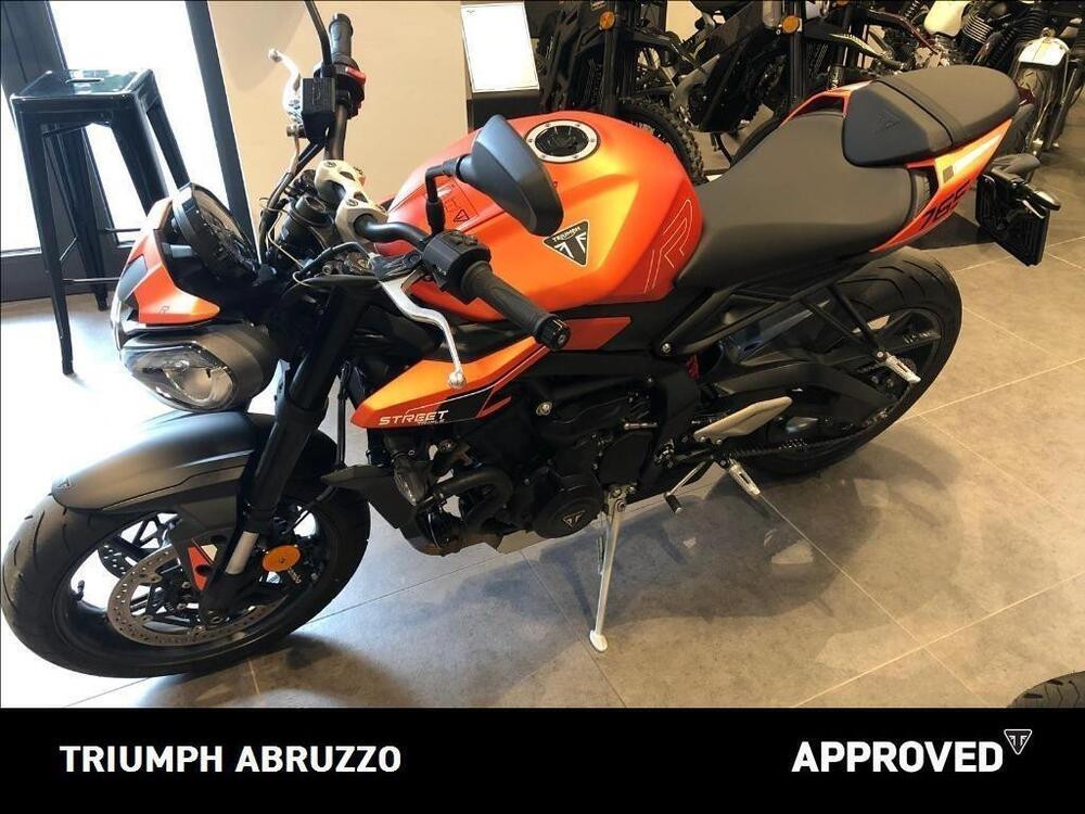 Triumph Street Triple 765 R (2023 - 26) (3)