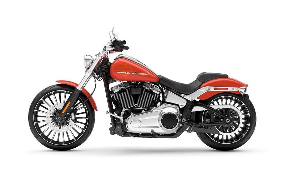 Harley-Davidson Breakout 117 (2025 - 26) (3)