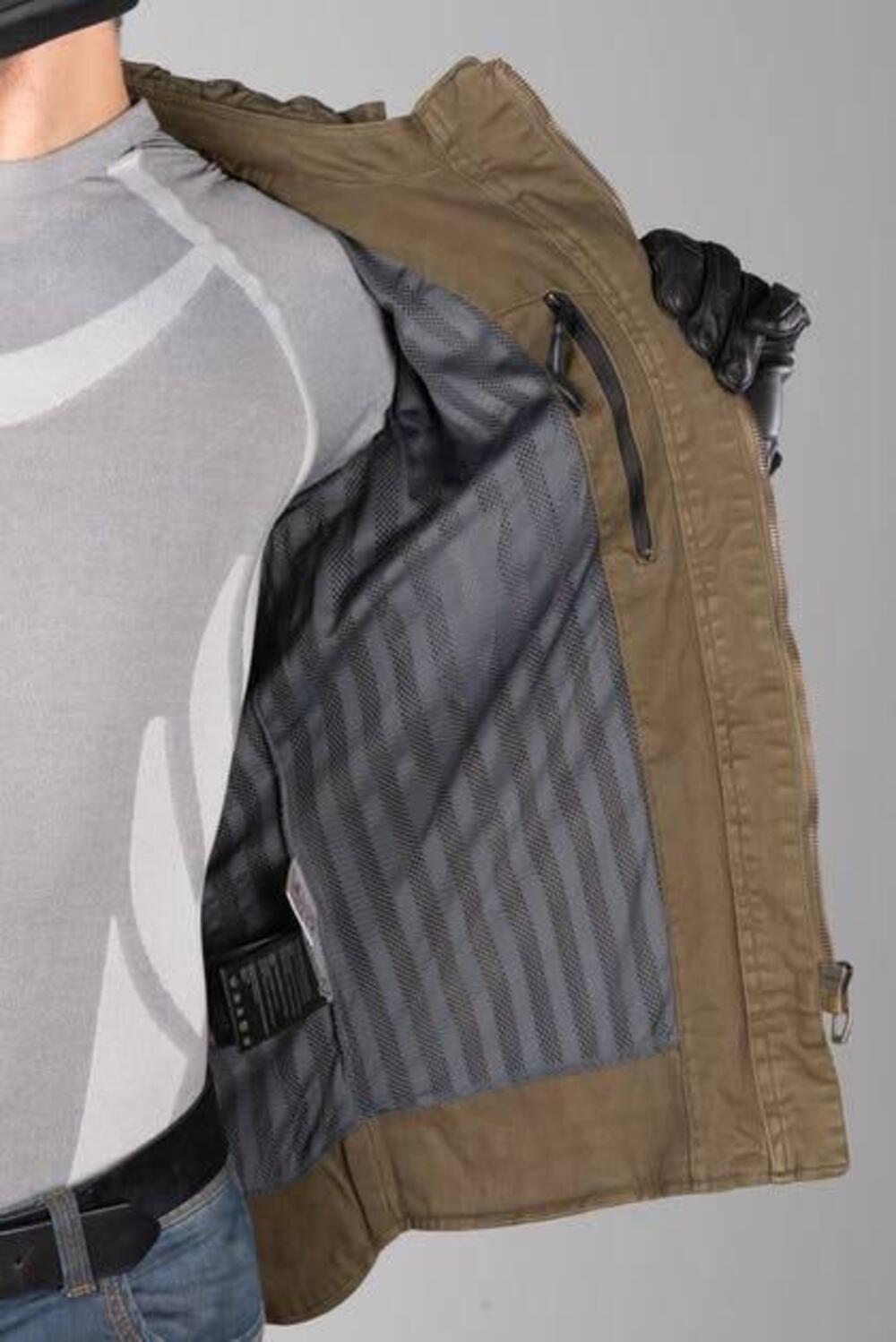 Giacca moto Macna Combat verde militare - PROMO (4)