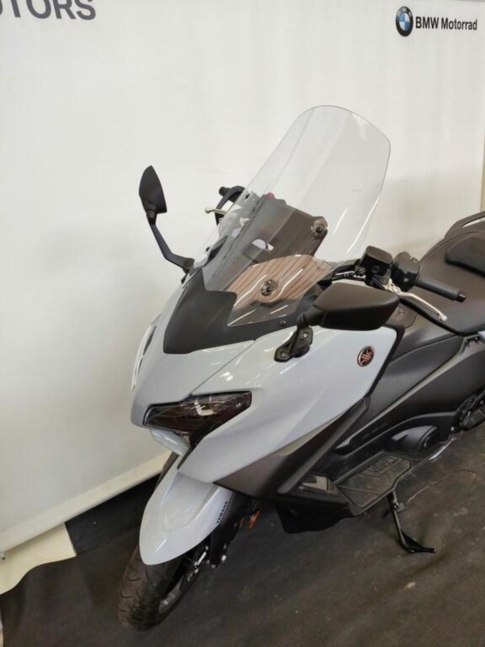 Yamaha T-Max 560 Tech Max (2025 - 26) (3)