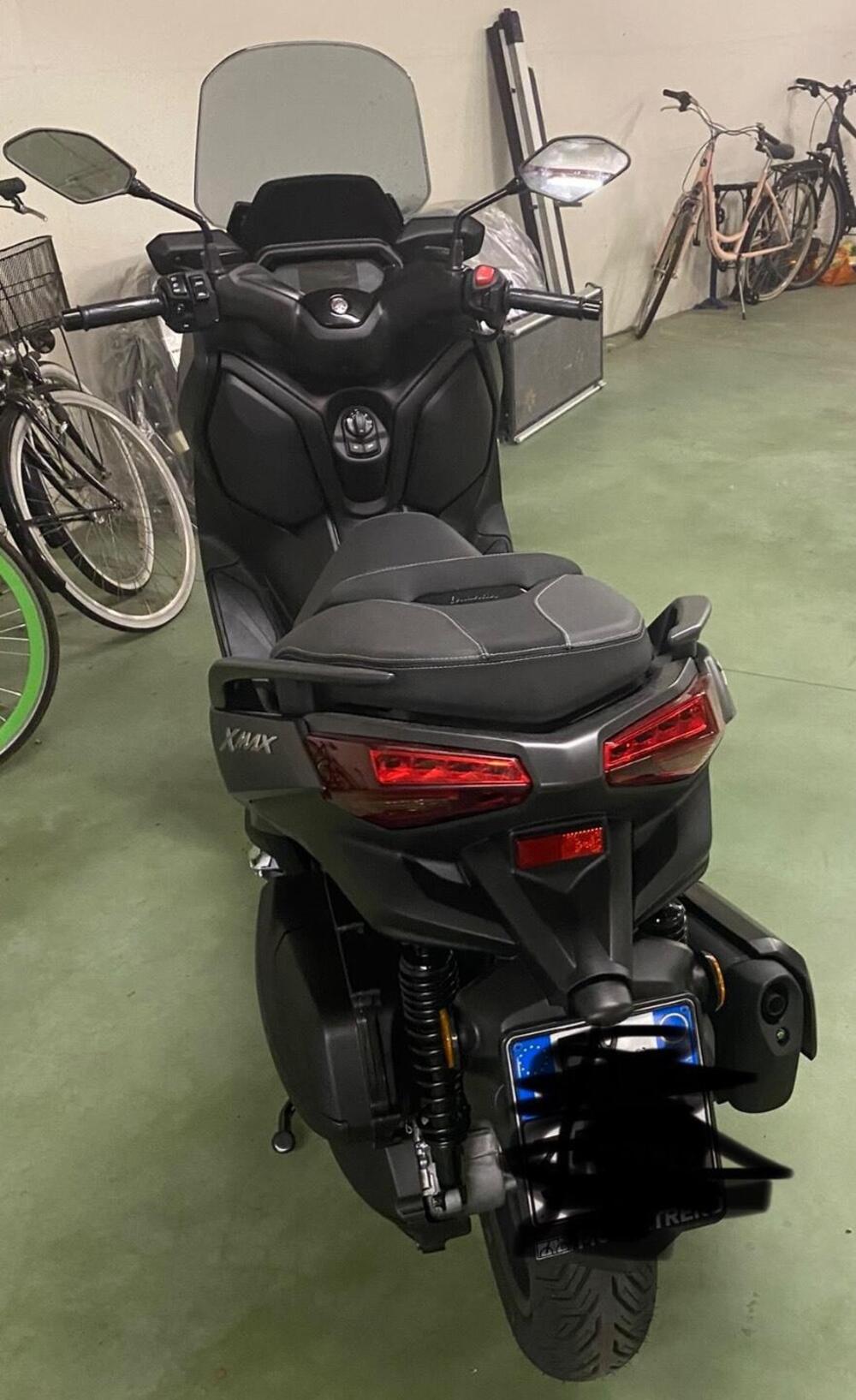 Yamaha X-Max 300 (2021 - 24) (2)