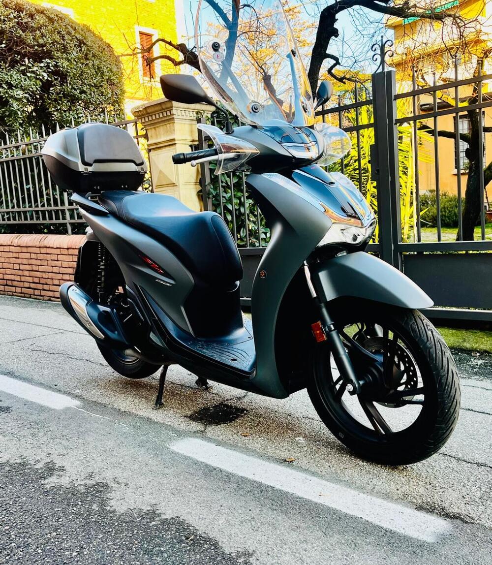 Honda SH 150i Sport (2022 - 23) (3)