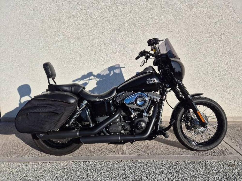 Harley-Davidson 1690 Street Bob (2017) - FXDB