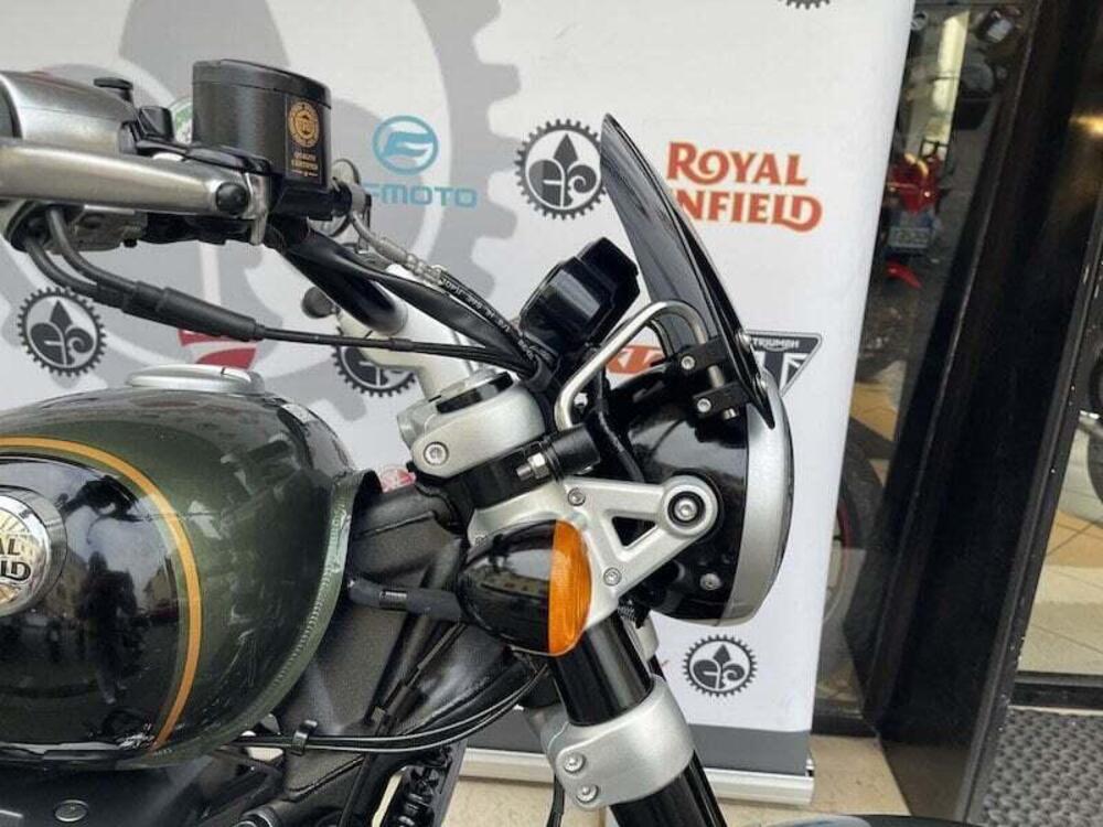 Royal Enfield Super Meteor 650 (2023 - 26) (16)