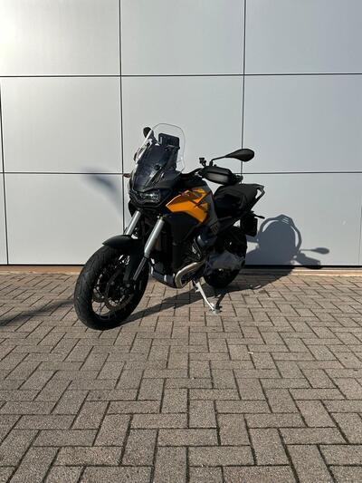 Moto Guzzi Stelvio (2024 - 26) usata