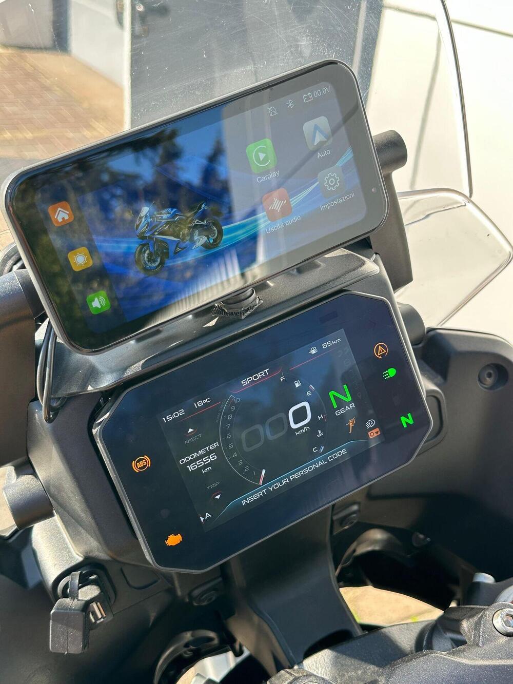 Moto Guzzi Stelvio (2024 - 26) (6)