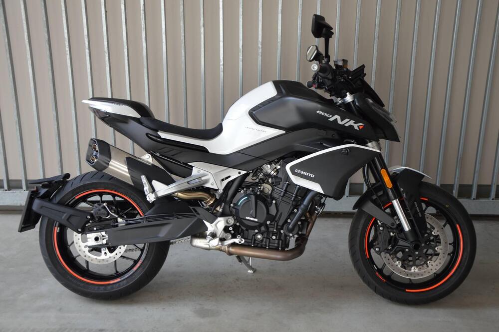 CFMOTO 800NK Advanced (2023 - 26) (6)