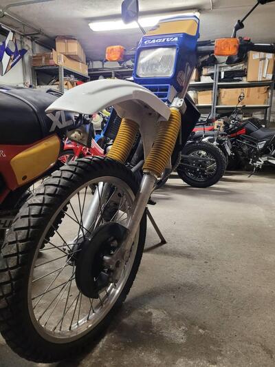 Cagiva T4 350 E usata