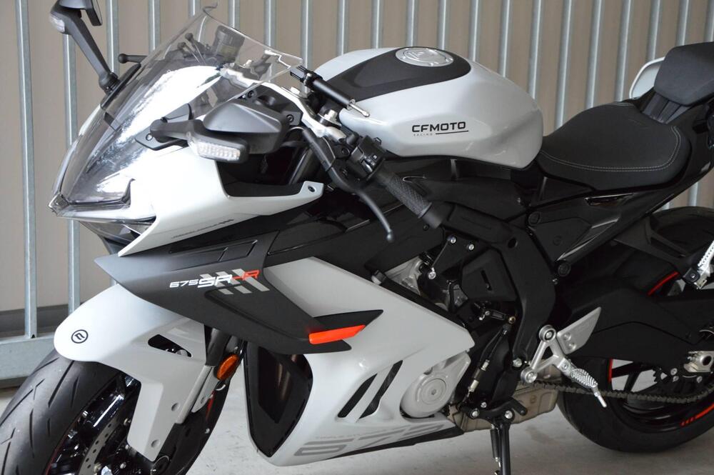 CFMOTO 675SR-R (2025 - 26) (11)