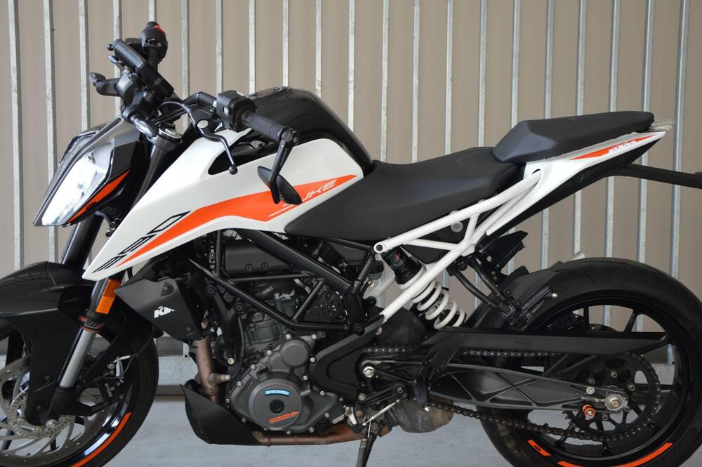 KTM 390 Duke (2021 - 23) (14)