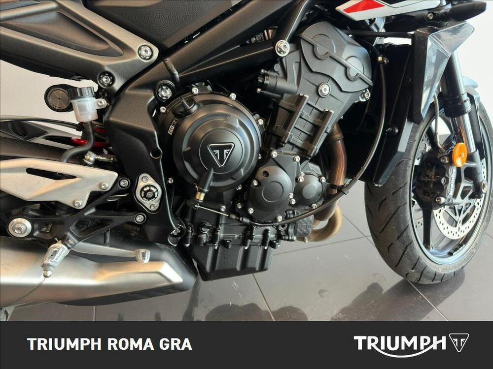 Triumph Street Triple 765 R (2023 - 26) (7)