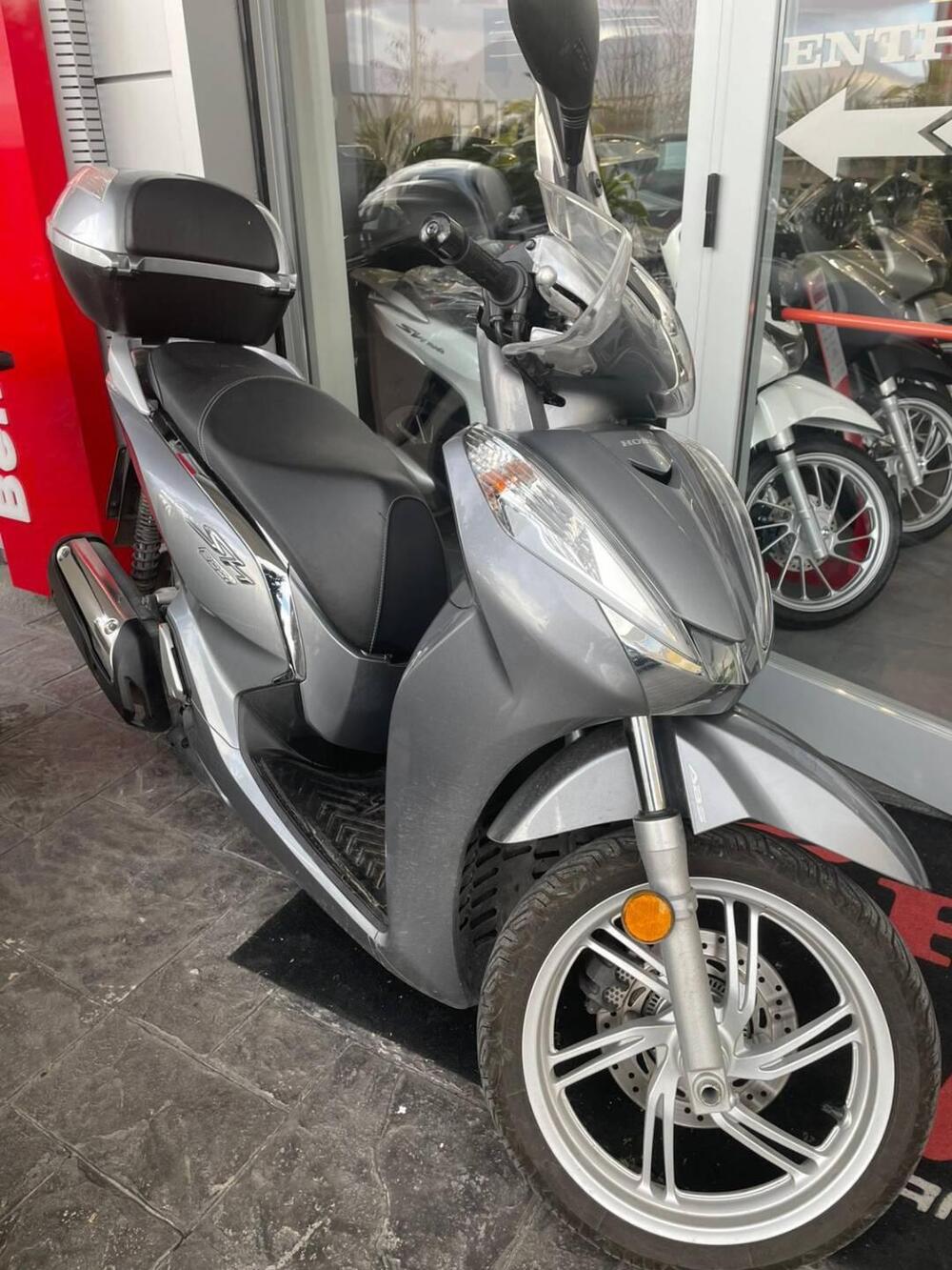 Honda SH 300 i ABS (2016 - 20) (6)