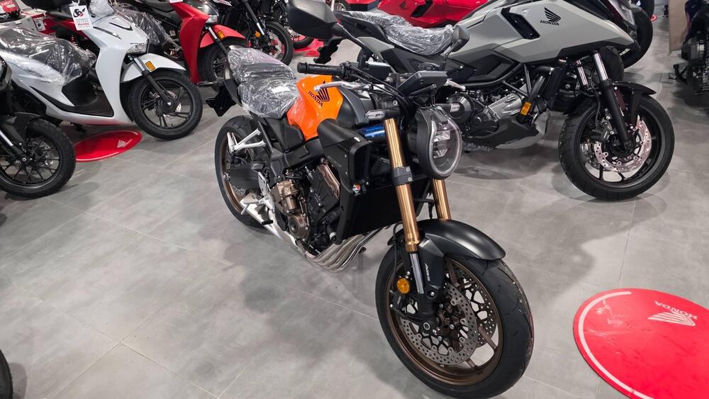 Honda CB 650 R E-Clutch (2024 - 26)