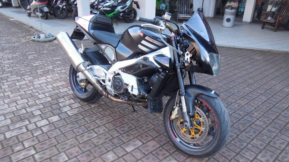 Aprilia RSV 1000 (2002) (3)