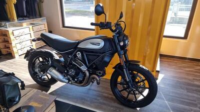 Ducati Scrambler 800 Icon Dark (2021 - 22) usata