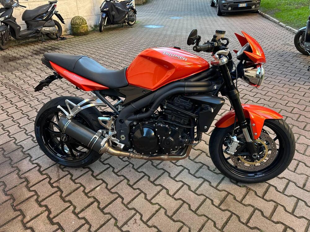 Triumph Speed Triple 1050 (2005 - 11)