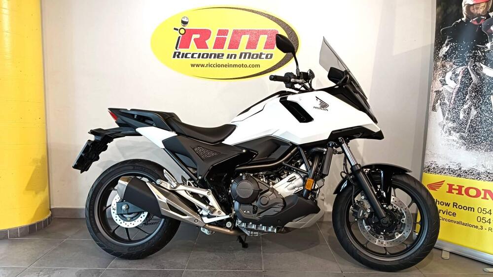 Honda NC 750 X (2025 - 26) (2)