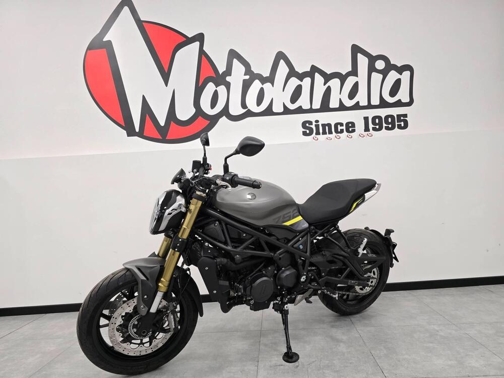 Benelli 752 S (2022 - 25) (2)