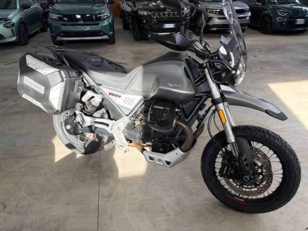 Moto Guzzi V85 TT (2019 - 20) (5)