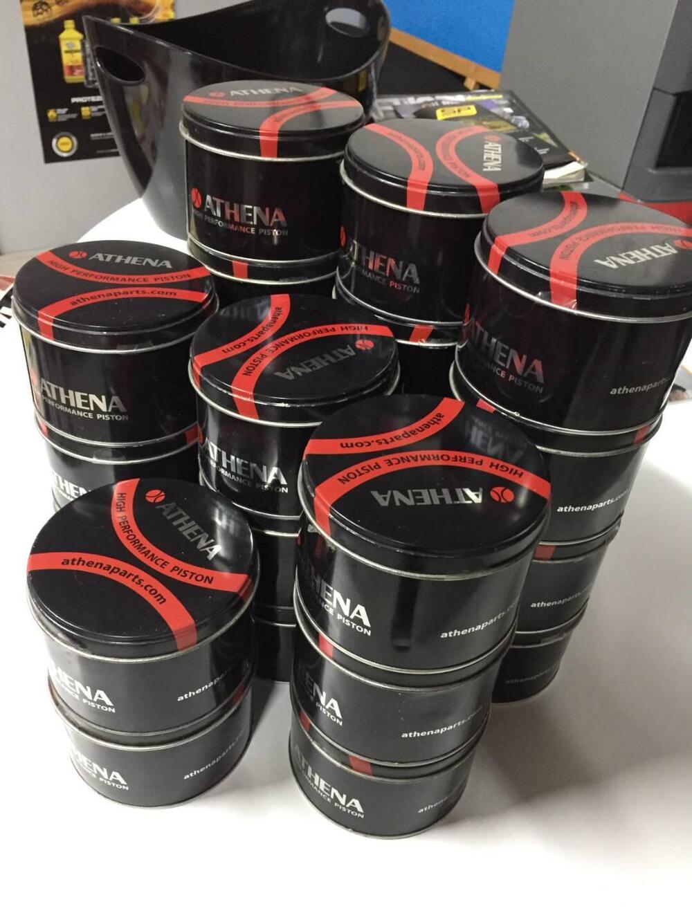 Vari pistoni Athena