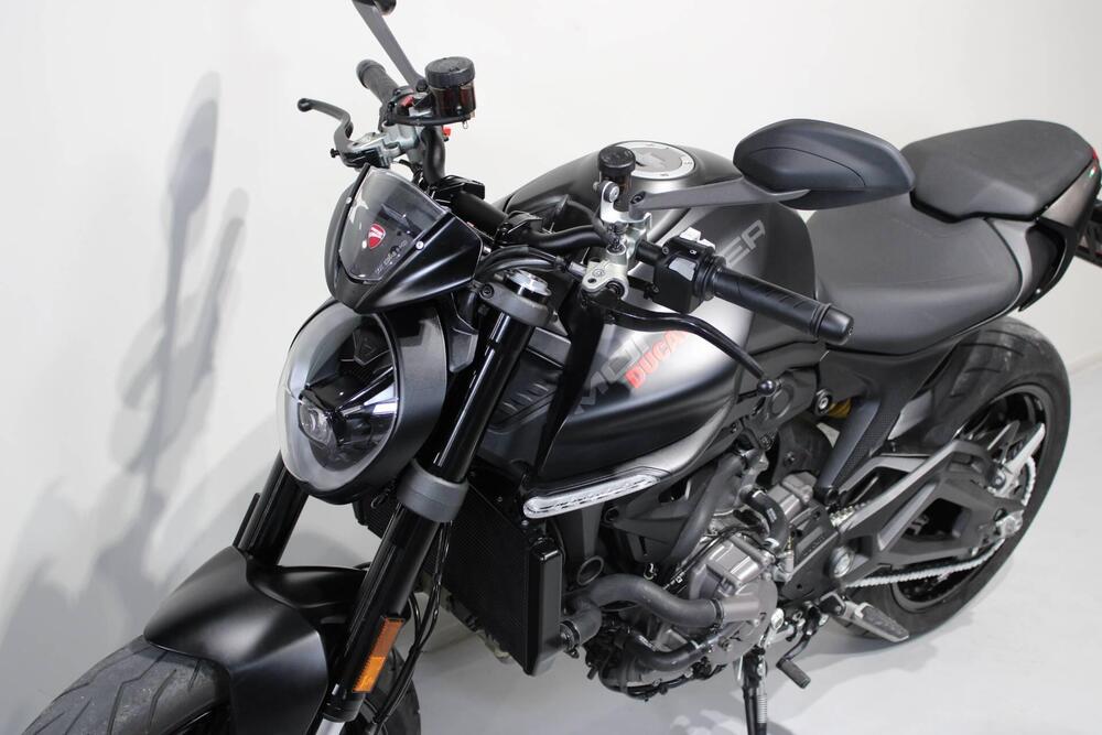 Ducati Monster 937 (2021 - 25) (8)