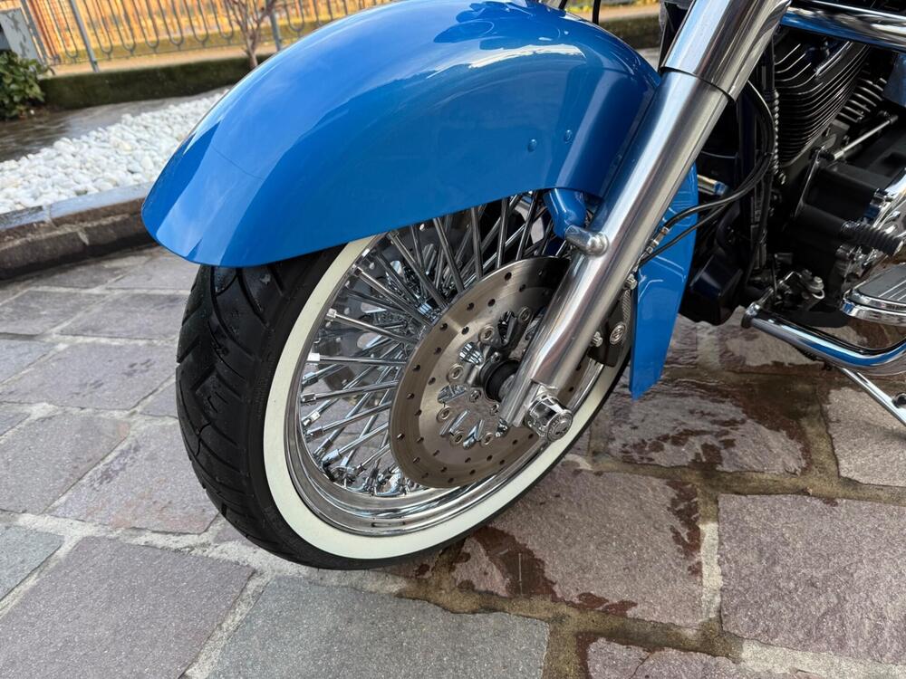 Harley-Davidson 1690 Street Glide (2011 - 13) - FLHX (14)