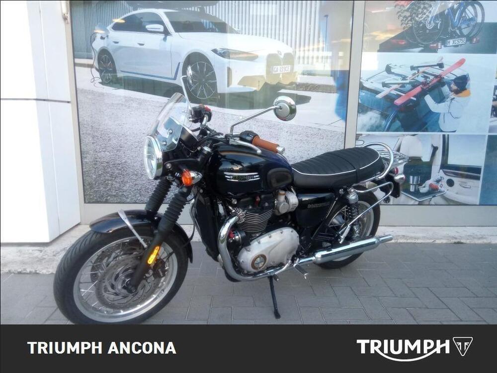 Triumph Bonneville T120 Stealth Edition (2024) (9)