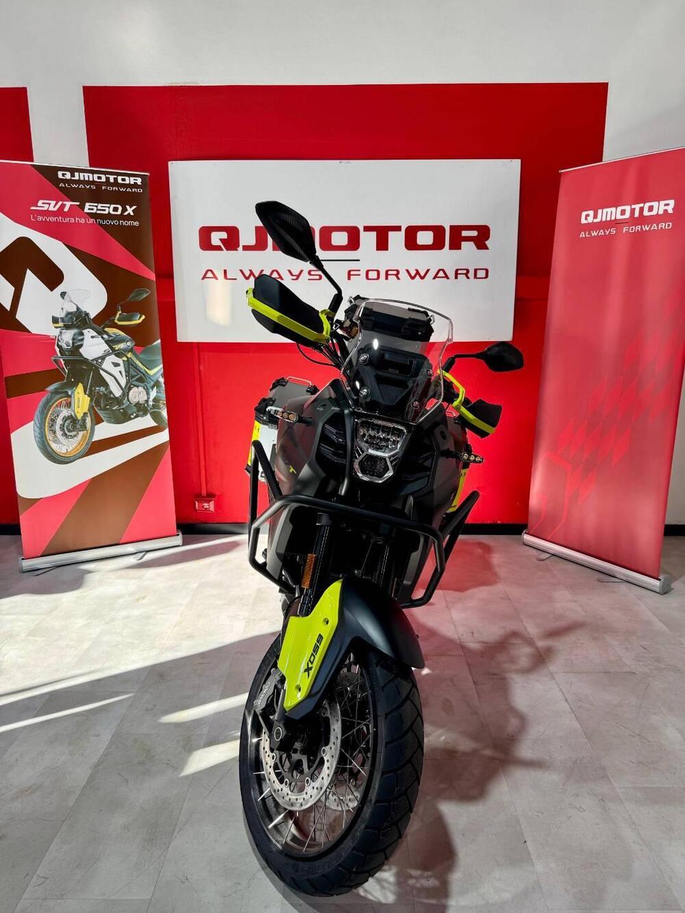 QJ Motor SVT 650 X (2025 - 26) (8)