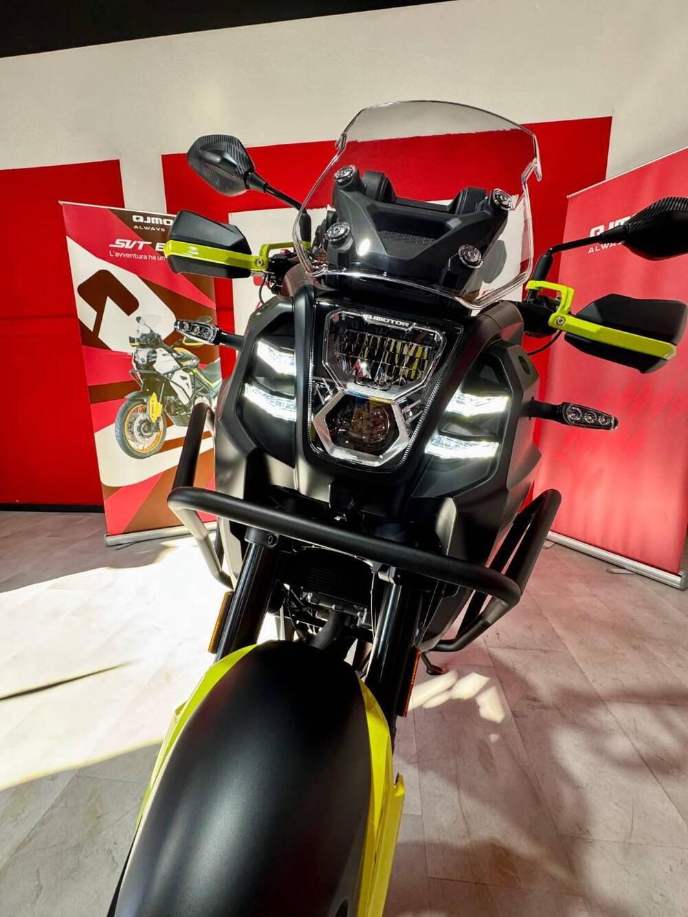 QJ Motor SVT 650 X (2025 - 26) (9)