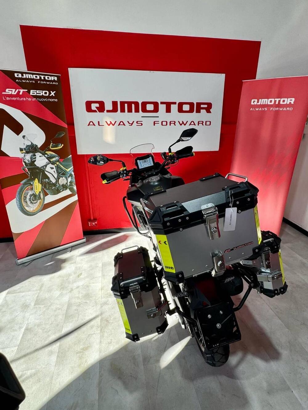 QJ Motor SVT 650 X (2025 - 26) (11)