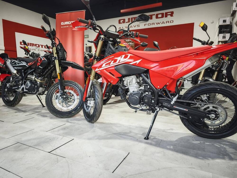 QJ Motor COV 125 X (2026) (7)