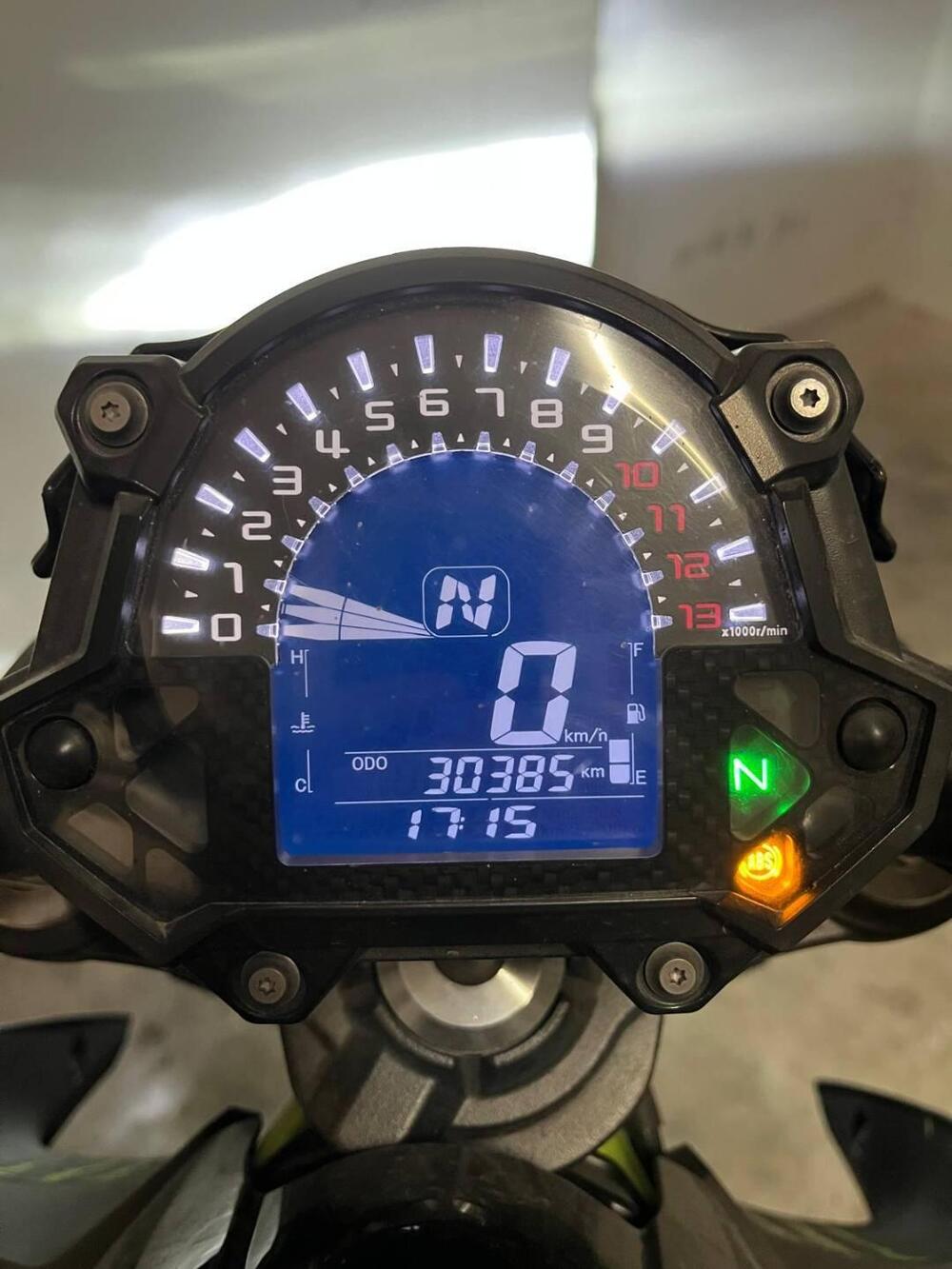 Kawasaki Z 650 (2017 - 19) (9)