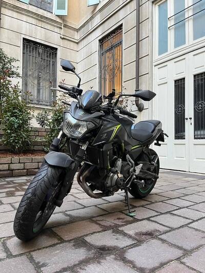 Kawasaki Z 650 (2017 - 19) usata