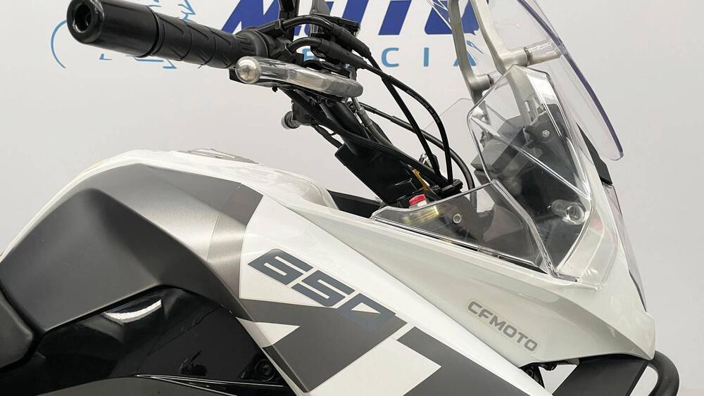 CFMOTO 650MT (2021 - 24) (13)
