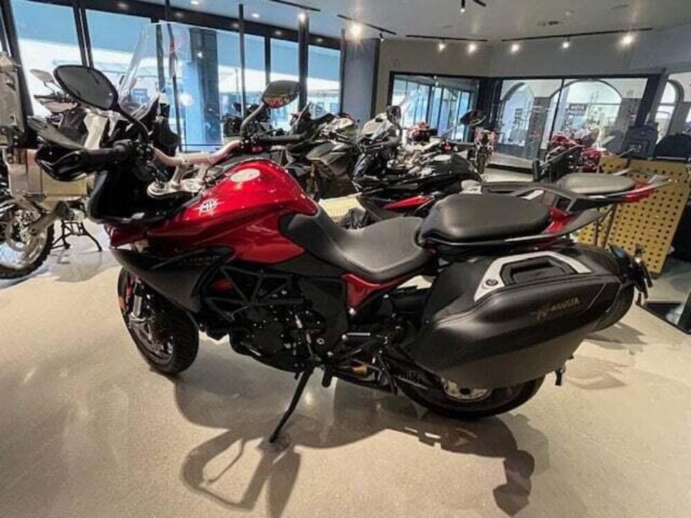MV Agusta Turismo Veloce 800 Lusso SCS (2021 - 26) (6)