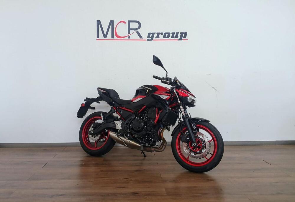 Kawasaki Z 650 (2025 - 26) (3)