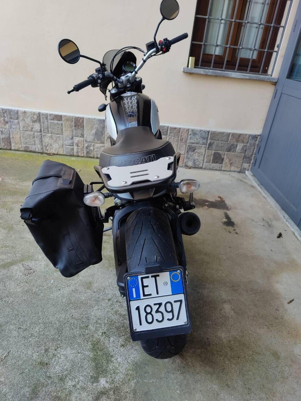 Ducati Scrambler 800 Icon Dark (2020) (4)