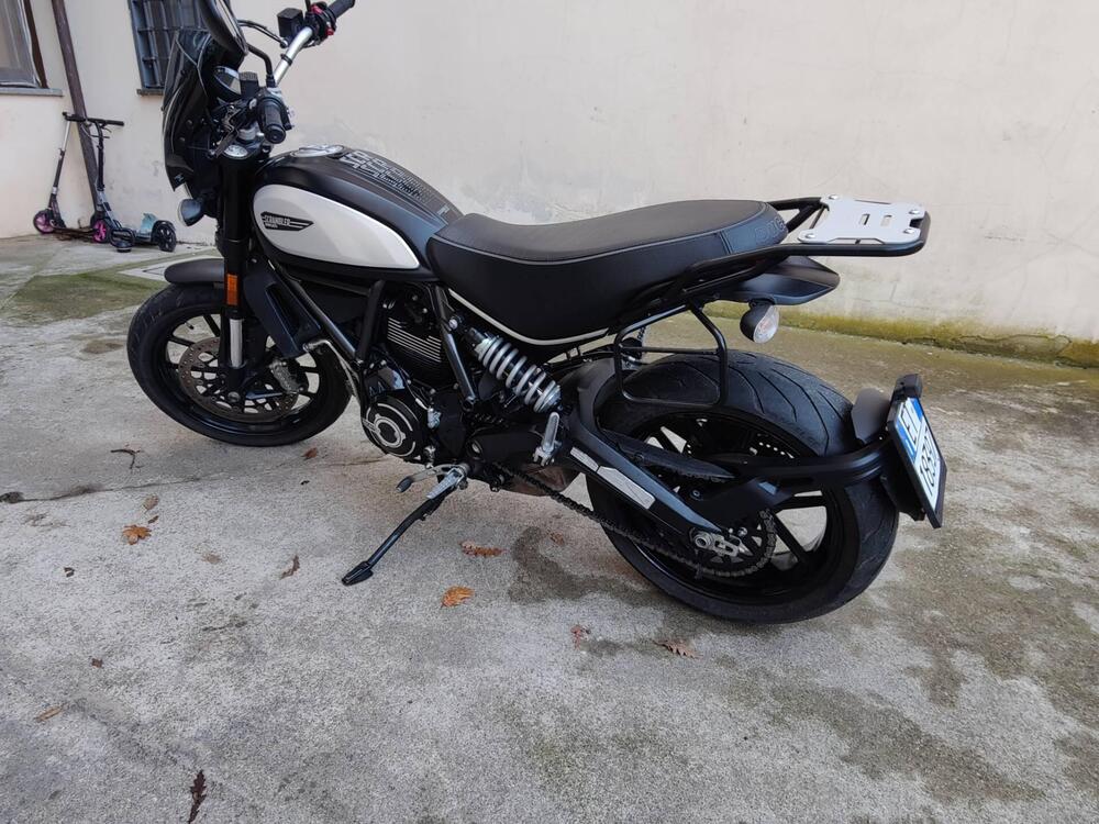 Ducati Scrambler 800 Icon Dark (2020) (8)