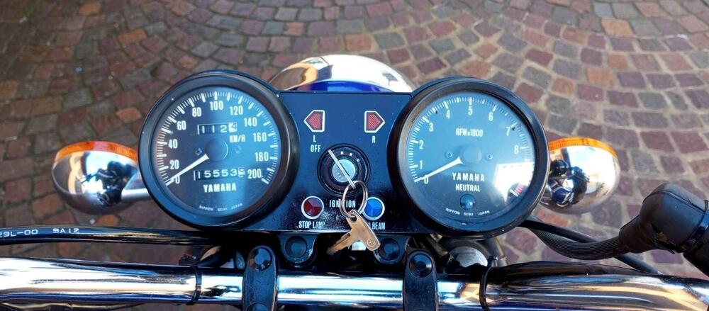 Yamaha RD 350 Prima vernice (4)