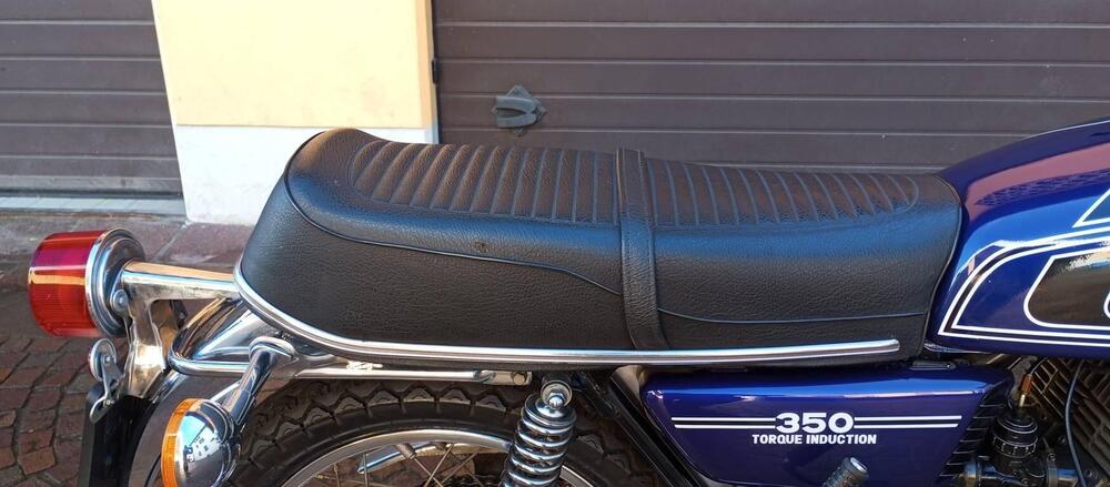 Yamaha RD 350 Prima vernice (8)