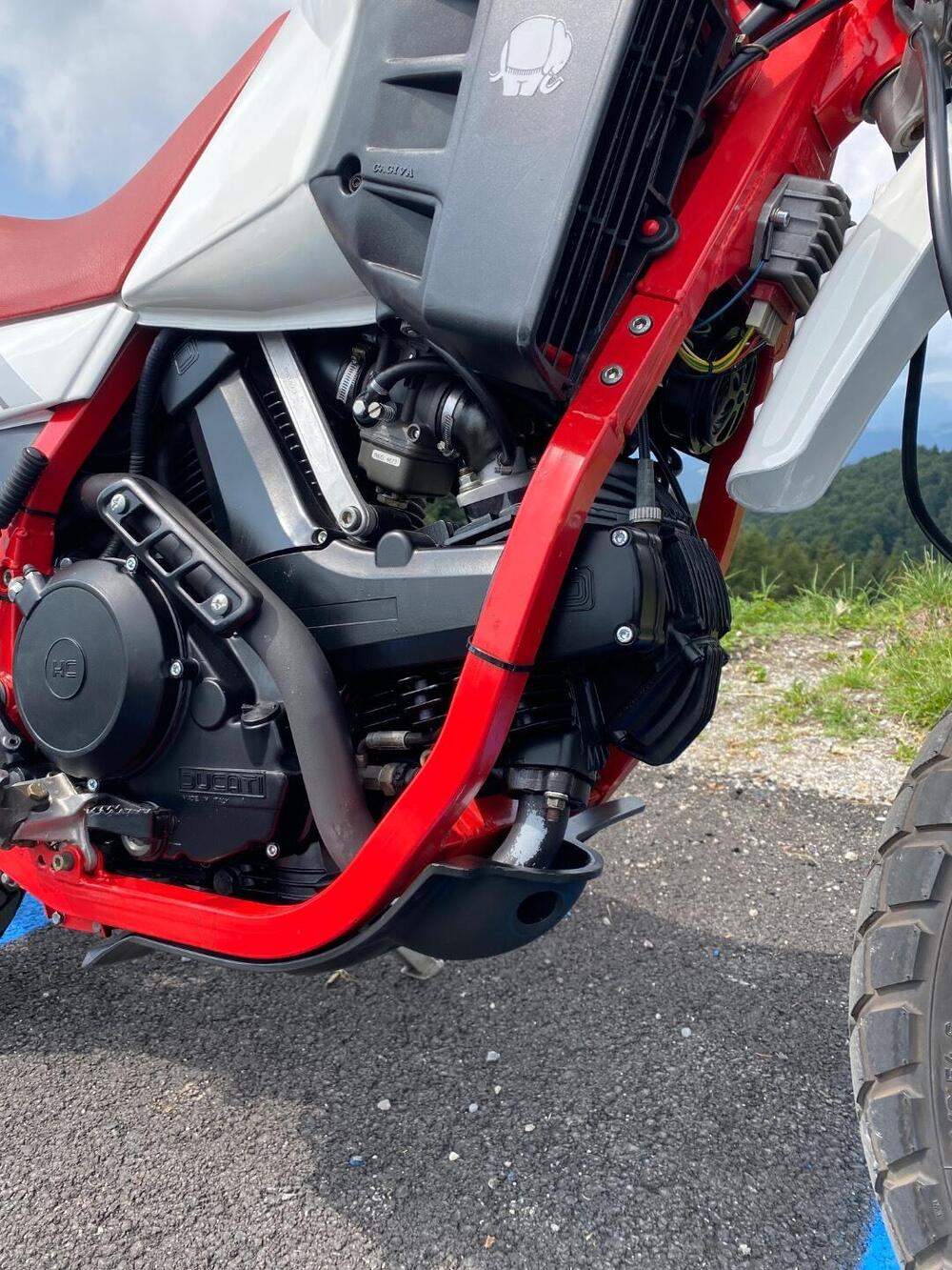 Cagiva Elefant 650 (12)