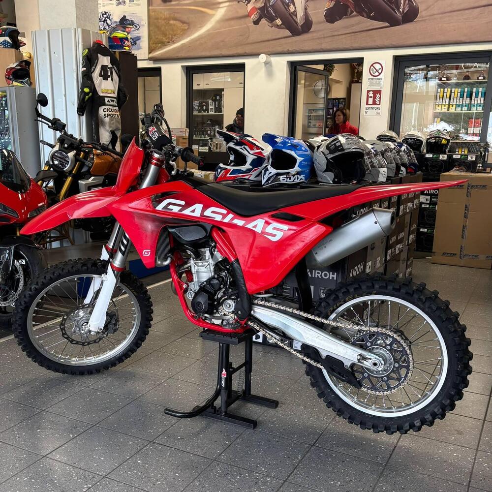 GASGAS MC 350 F (2024) (2)